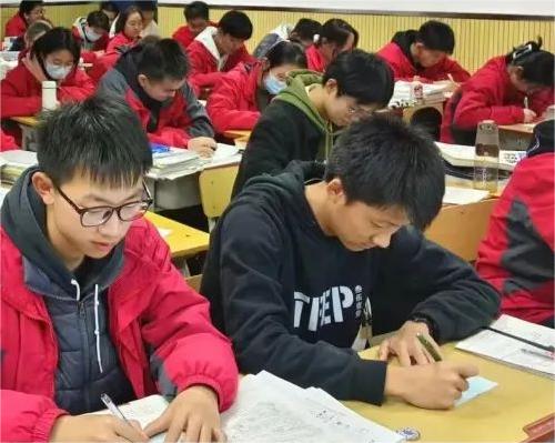 图7 活动现场图片(图 贾奥坤).jpg