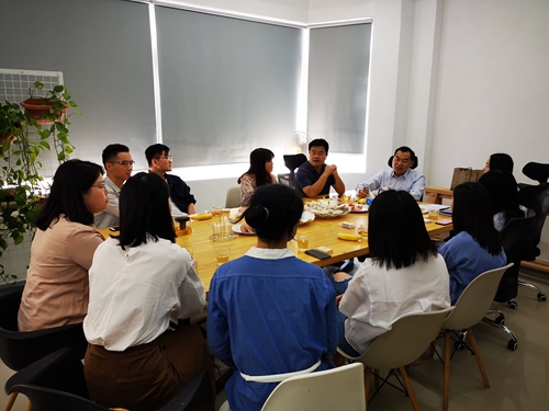 与深圳员工座谈_副本.jpg