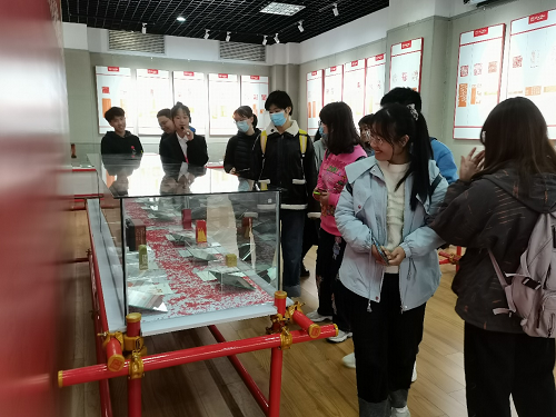 04c15a52514b451ea4717bc3641eb4fe.png 图片2.png