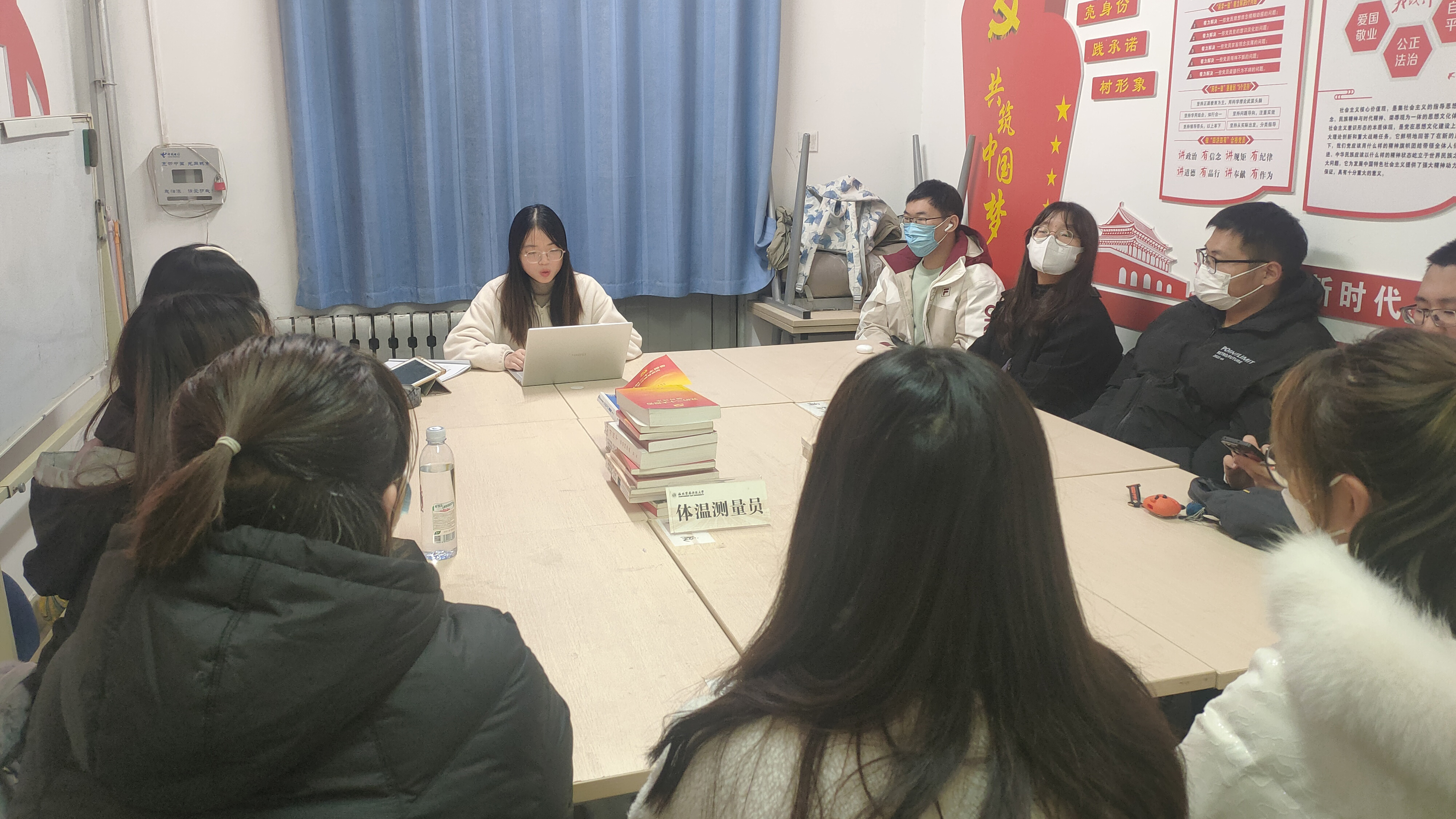 0b50e64fefd64bcb87a17e49a2062917.jpg 0b50e64fefd64bcb87a17e49a2062917.jpg