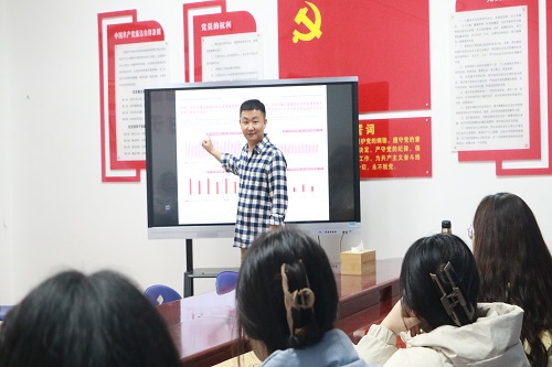 686fffd5811e4a83ada7bec27aa4515f.jpg 雅思口语分享交流会2.JPG